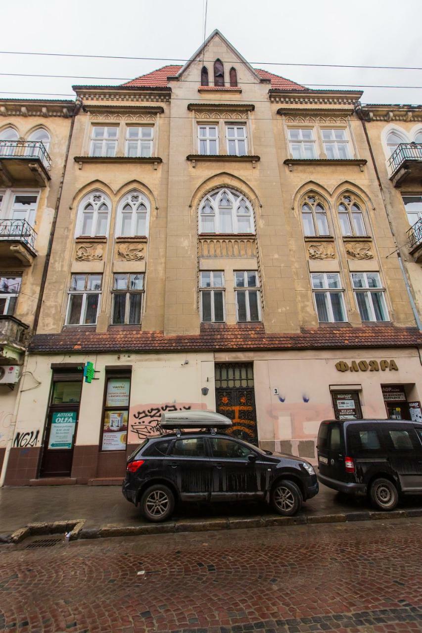 Apartment On Pekarska Street Lviv Bagian luar foto